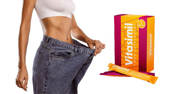 Persona midiendo su cintura mientras sostiene Vitasimil.